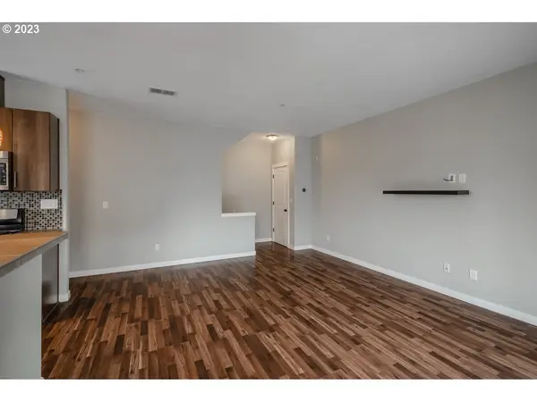 Hillsboro, OR 97006,8015 NE MIRIAM WAY