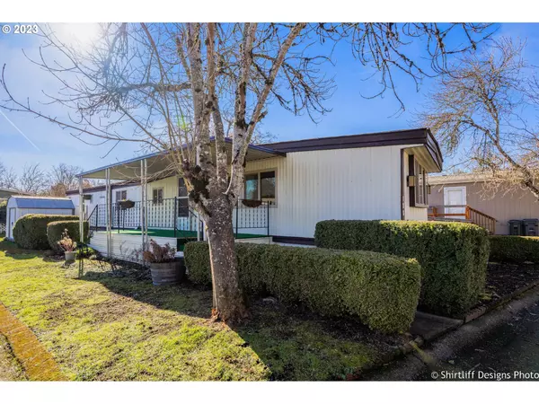 Eugene, OR 97408,1475 GREEN ACRES RD #123