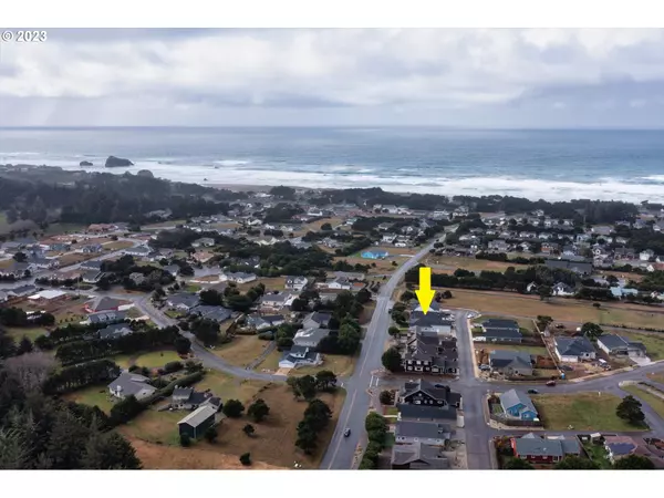 Bandon, OR 97411,730 Seabird DR SW