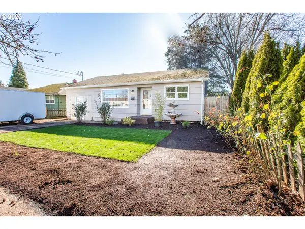 1761 J ST, Springfield, OR 97477