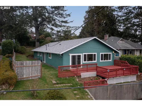 1237 Alameda AVE, Astoria, OR 97103