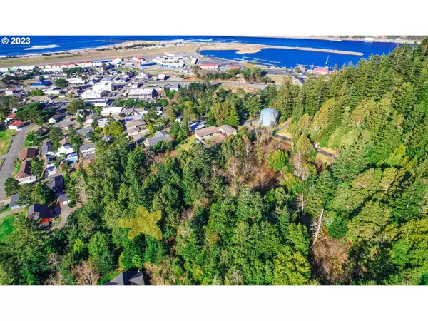 Gold Beach, OR 97444,Gauntlett ST