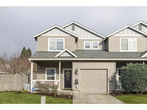 Newberg, OR 97132,605 E HAMPTON LN