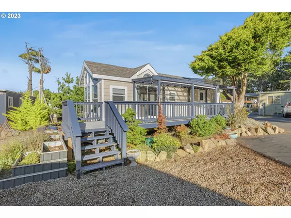 Depoe Bay, OR 97341,4875 N HWY 101 #35