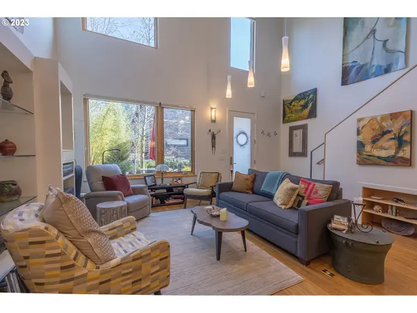 2847 FRIENDLY ST, Eugene, OR 97405