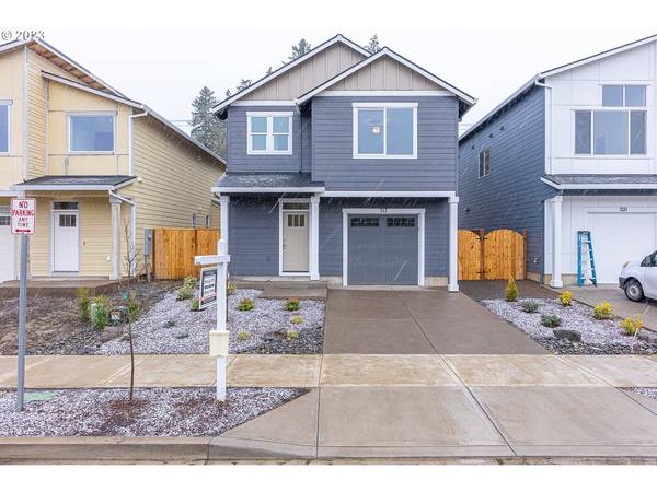 317 E Barbaras WAY, Newberg, OR 97132