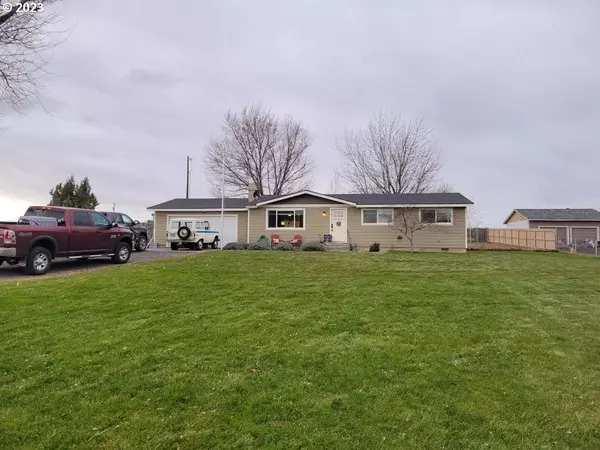 70694 SW DOUGLAS DR, Pendleton, OR 97801