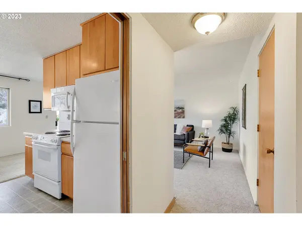 Portland, OR 97239,2507 SW BEAVERTON HILLSDALE HWY