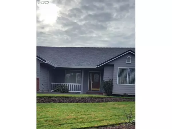 1778 NE HOFFMAN DR, Mc Minnville, OR 97128