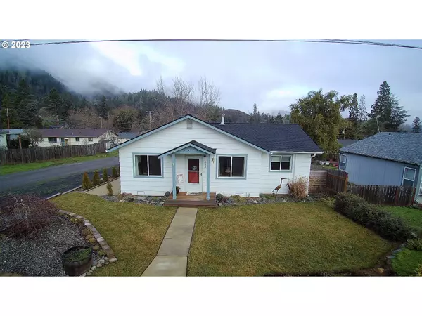 Myrtle Creek, OR 97457,835 NE CHRISTIAN ST