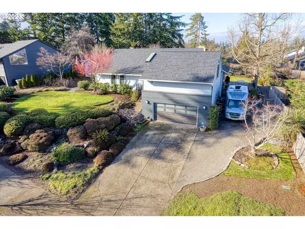 West Linn, OR 97068,2360 PIMLICO DR