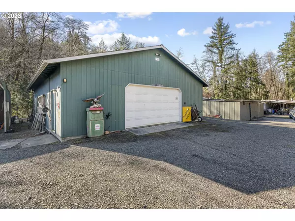 Kelso, WA 98626,303 N GOBLE CREEK RD