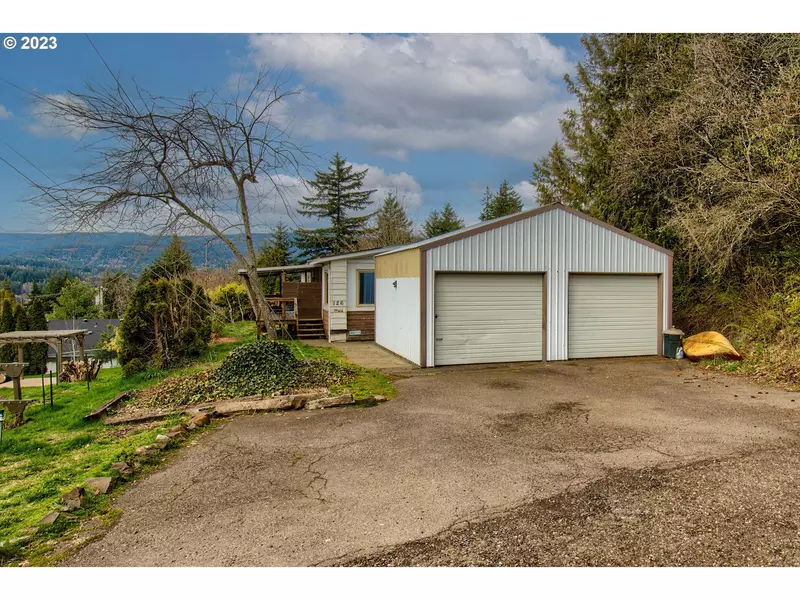 126 SW VENTURE ST, Cascade Locks, OR 97014