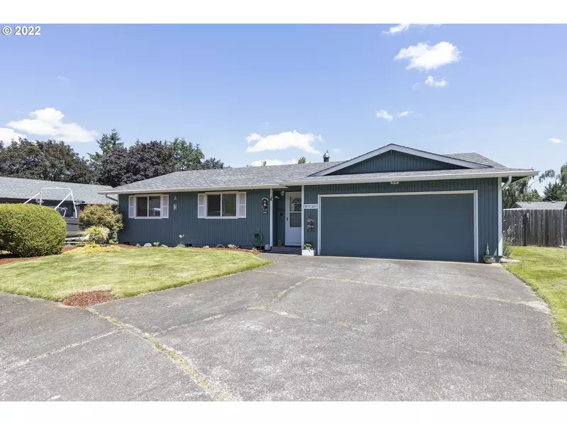 5220 EDGECREST CT SE, Salem, OR 97306