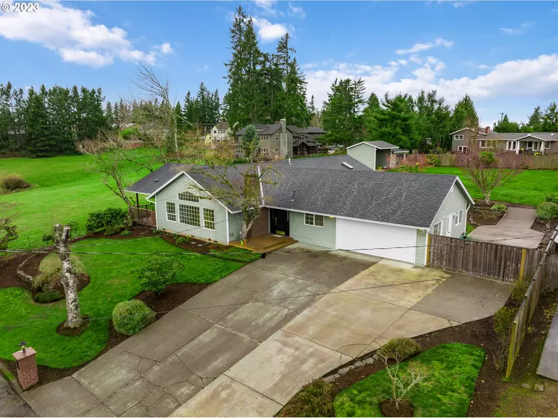 3940 RIDGE LN, West Linn, OR 97068