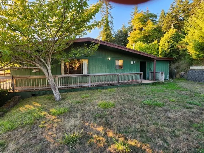 31611 PEACH LN, Gold Beach, OR 97444