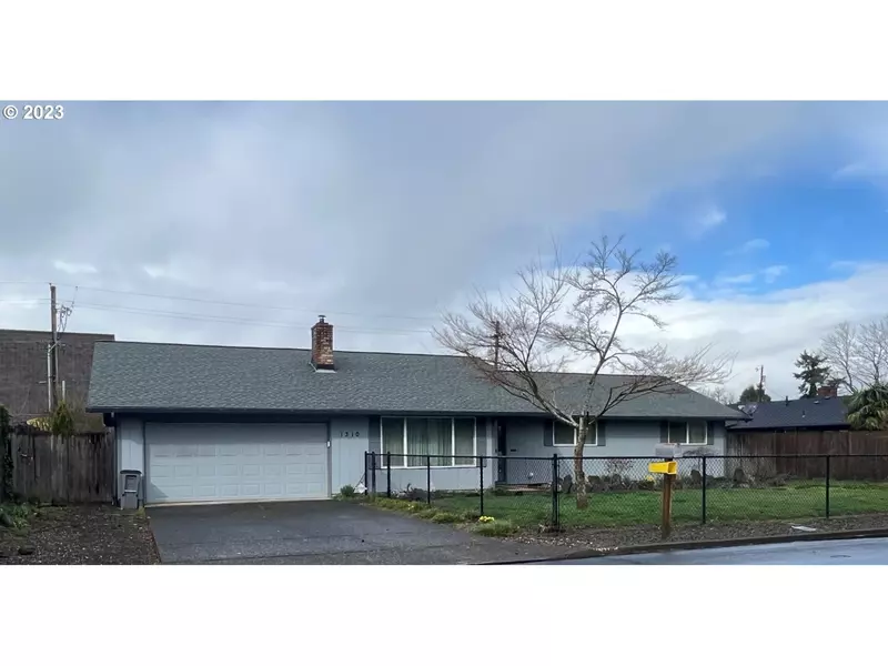 1310 OGDEN AVE, Vancouver, WA 98661