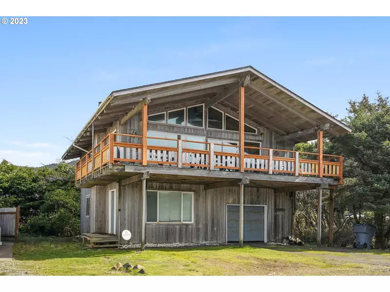 26095 BEACH DR, Rockaway Beach, OR 97136