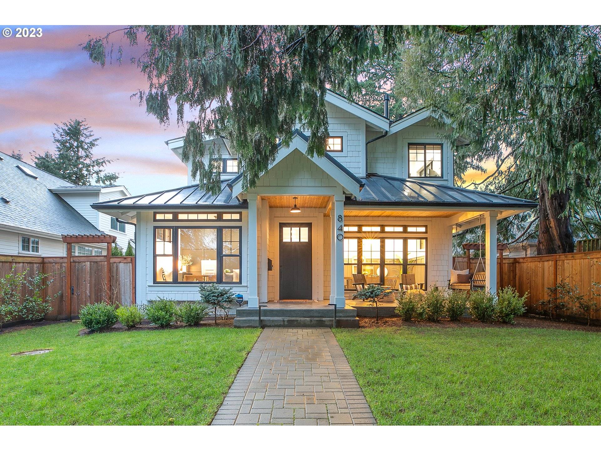 Lake Oswego, OR 97034,840 9TH ST