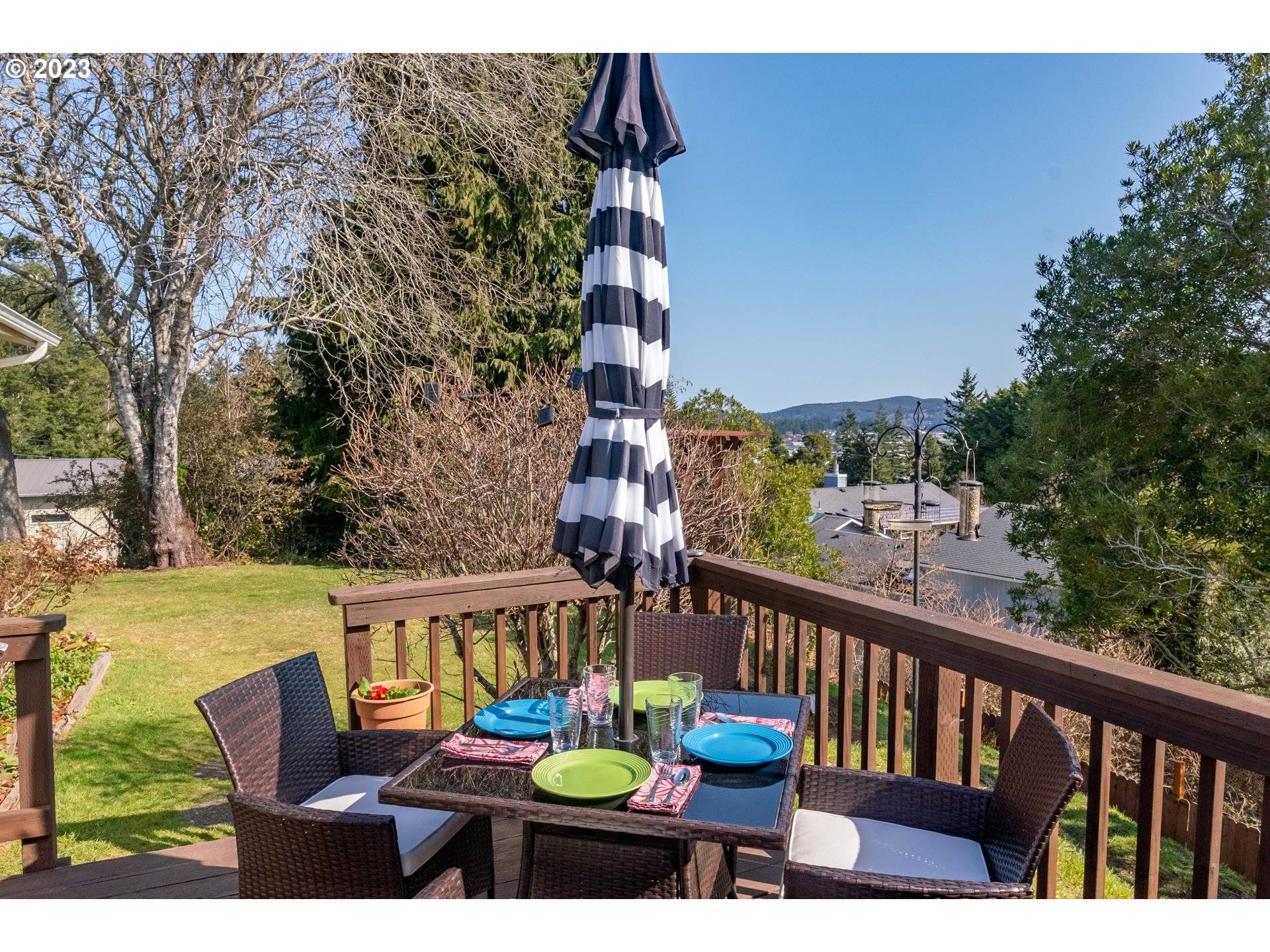North Bend, OR 97459,2571 MADRONA ST