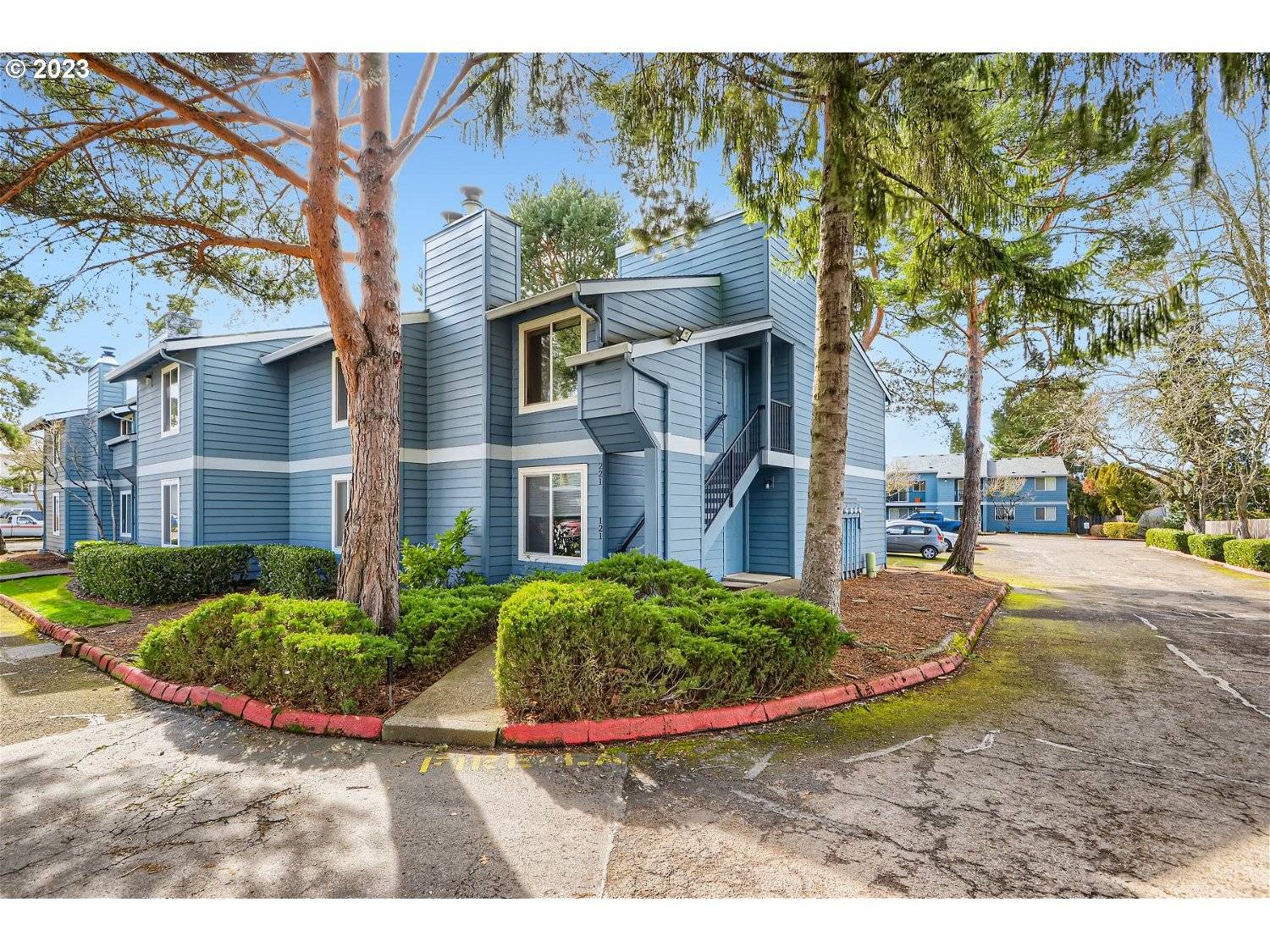 2330 SE BROOKWOOD AVE #221,  Hillsboro,  OR 97123