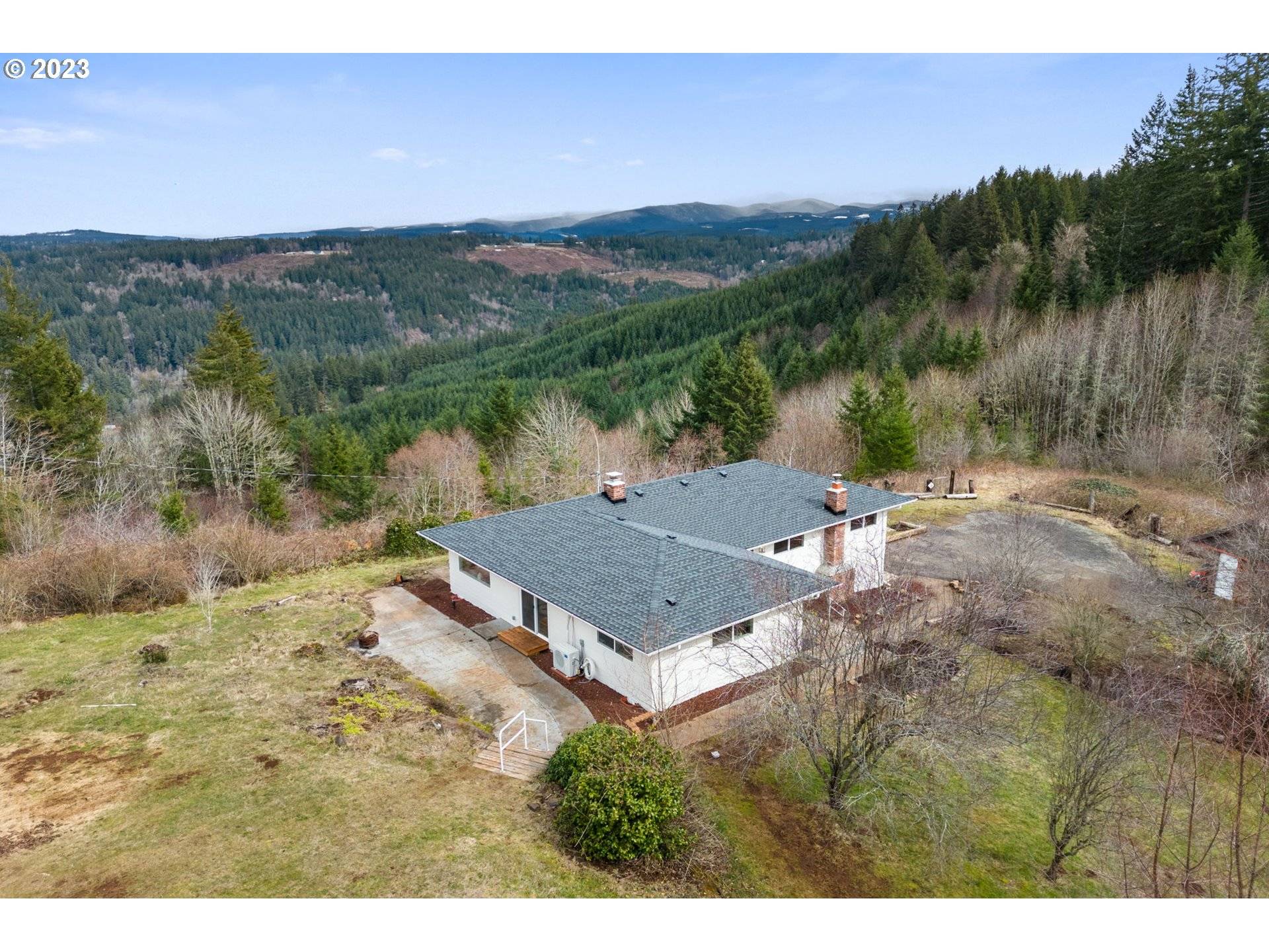 23930 S BARD RD, Estacada, OR 97023