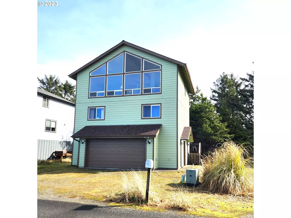 Ocean Park, WA 98640,32614 J PL