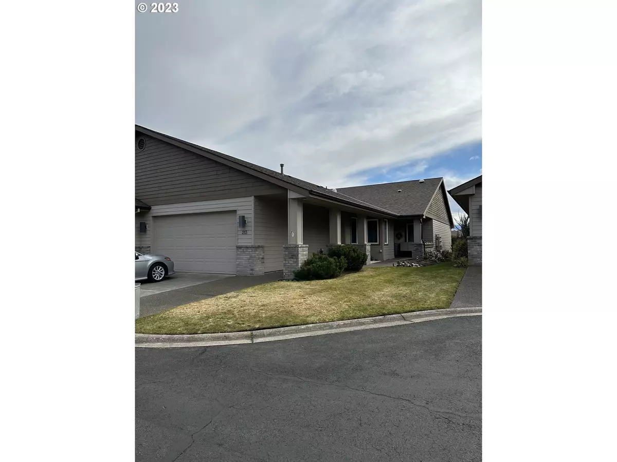 Hood River, OR 97031,3483 AVALON DR 213 #213