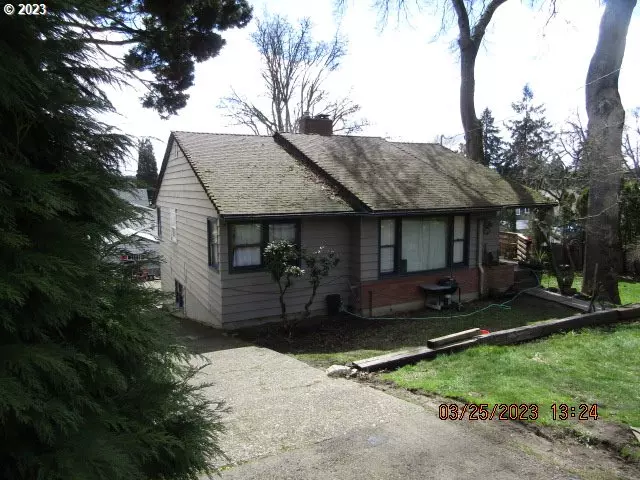 Gladstone, OR 97027,635 E FAIRFIELD ST