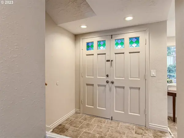 13010 SW 17TH ST, Beaverton, OR 97008