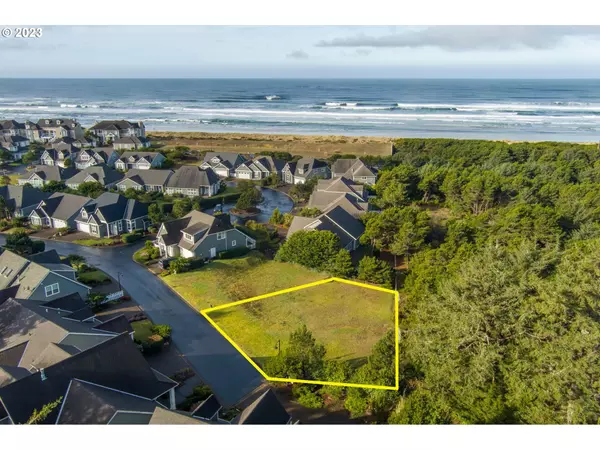 SW Arbor DR #113, South Beach, OR 97366