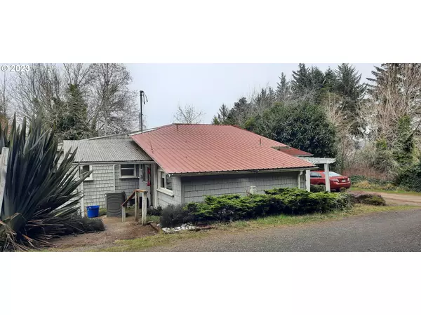 Florence, OR 97439,5005 BARRETT CREEK LN