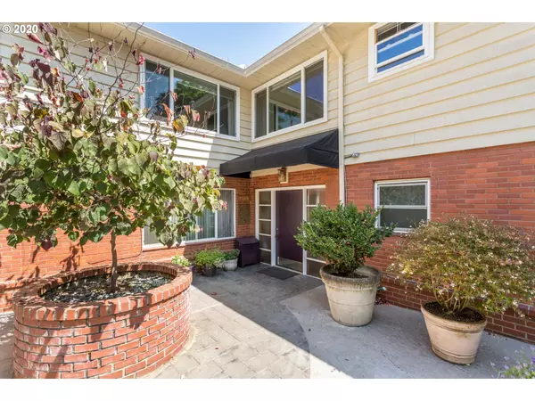 Portland, OR 97205,2359 SW CEDAR ST #5