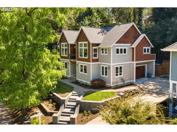 Lake Oswego, OR 97034,718 MAPLE ST