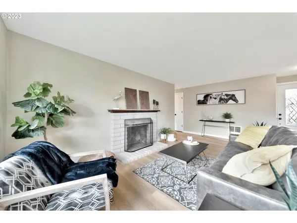 Eugene, OR 97405,2085 CHURCHILL ST