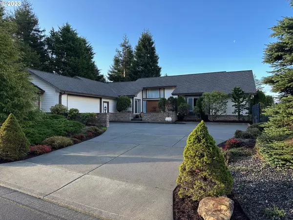 933 MIDLAND WAY,  Brookings,  OR 97415