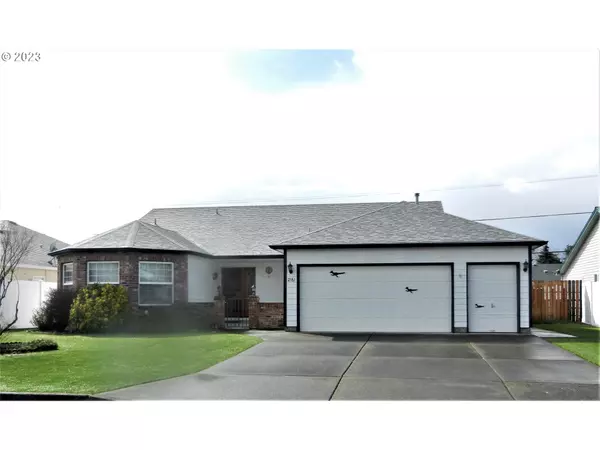 2161 HEATHER WAY, Woodburn, OR 97071