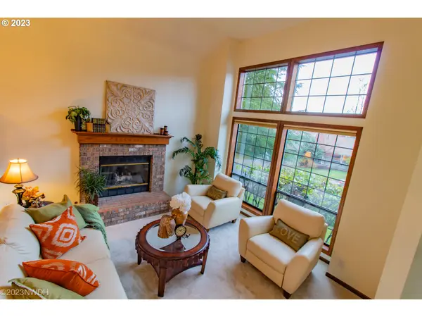 Eugene, OR 97405,2469 BLACKBURN ST