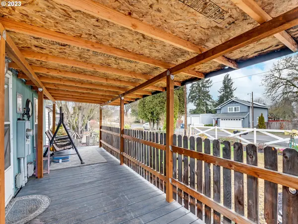 1294 31ST ST, Springfield, OR 97478