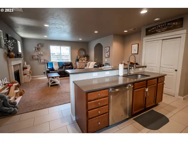 3012 GUADALUPE WAY, Eugene, OR 97408