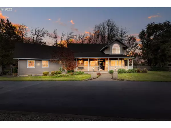 28244 EDGEWATER DR, Eugene, OR 97402