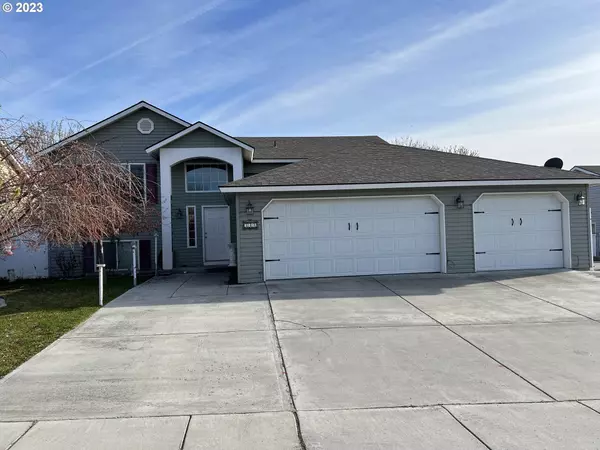 348 E FRANCOLIN AVE, Hermiston, OR 97838