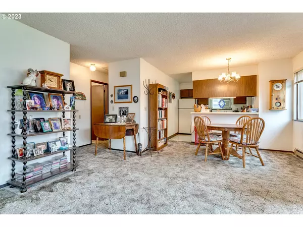 Gresham, OR 97030,1553 NE HALE PL