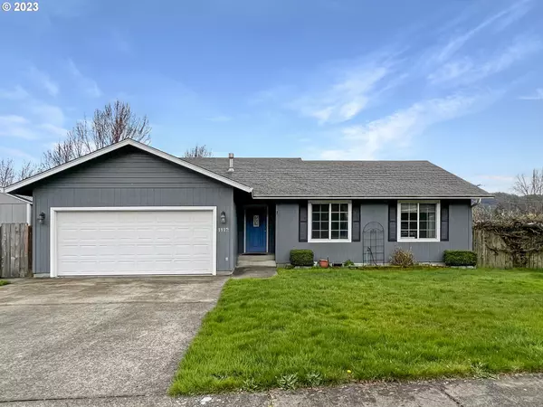 1112 E THIRD AVE, Sutherlin, OR 97479