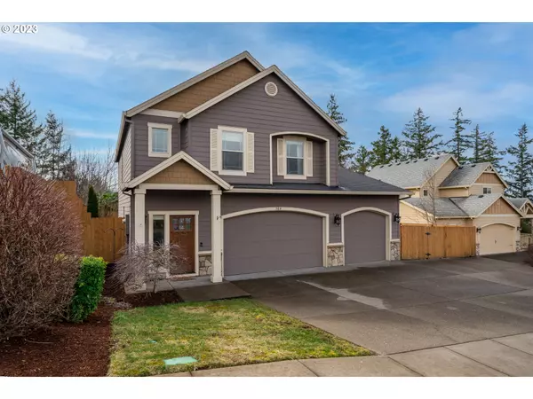 Estacada, OR 97023,984 NE WHEELER CIR