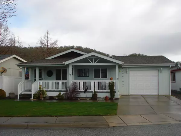 322 JACOB HALE WAY, Roseburg, OR 97471