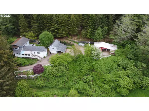 61710 OLD WAGON RD, Coos Bay, OR 97420