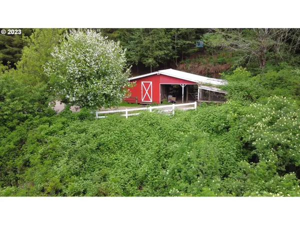 Coos Bay, OR 97420,61710 OLD WAGON RD