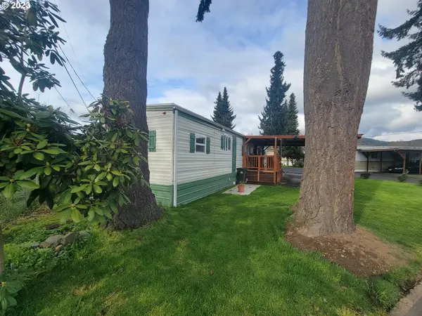 85961 EDENVALE RD #8, Pleasant Hill, OR 97455