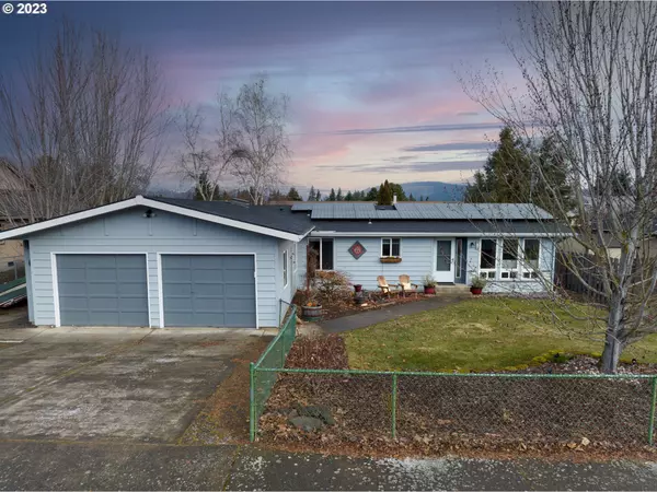 Hood River, OR 97031,818 KROPP CT